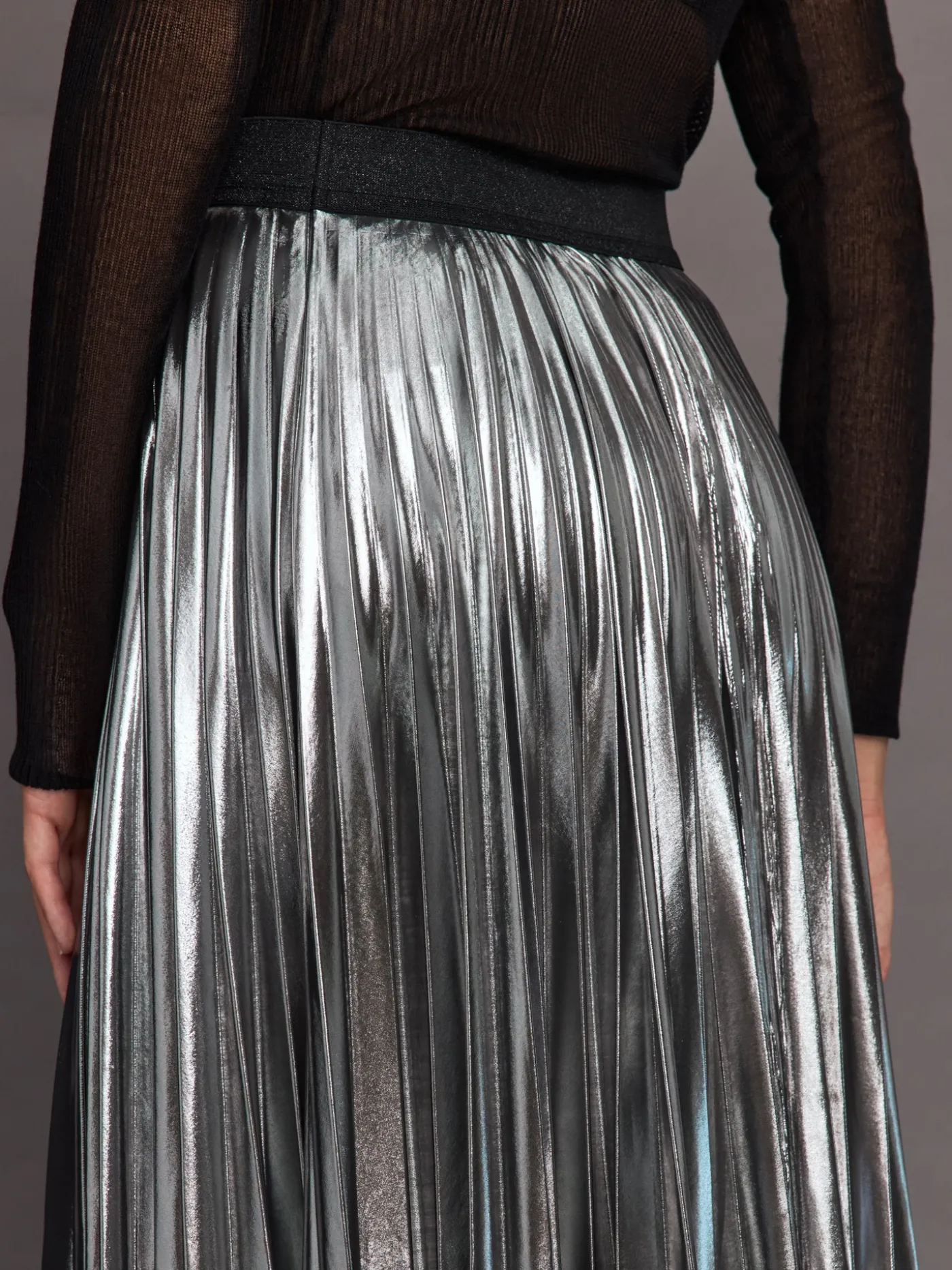 Metallic Pleated Skirt