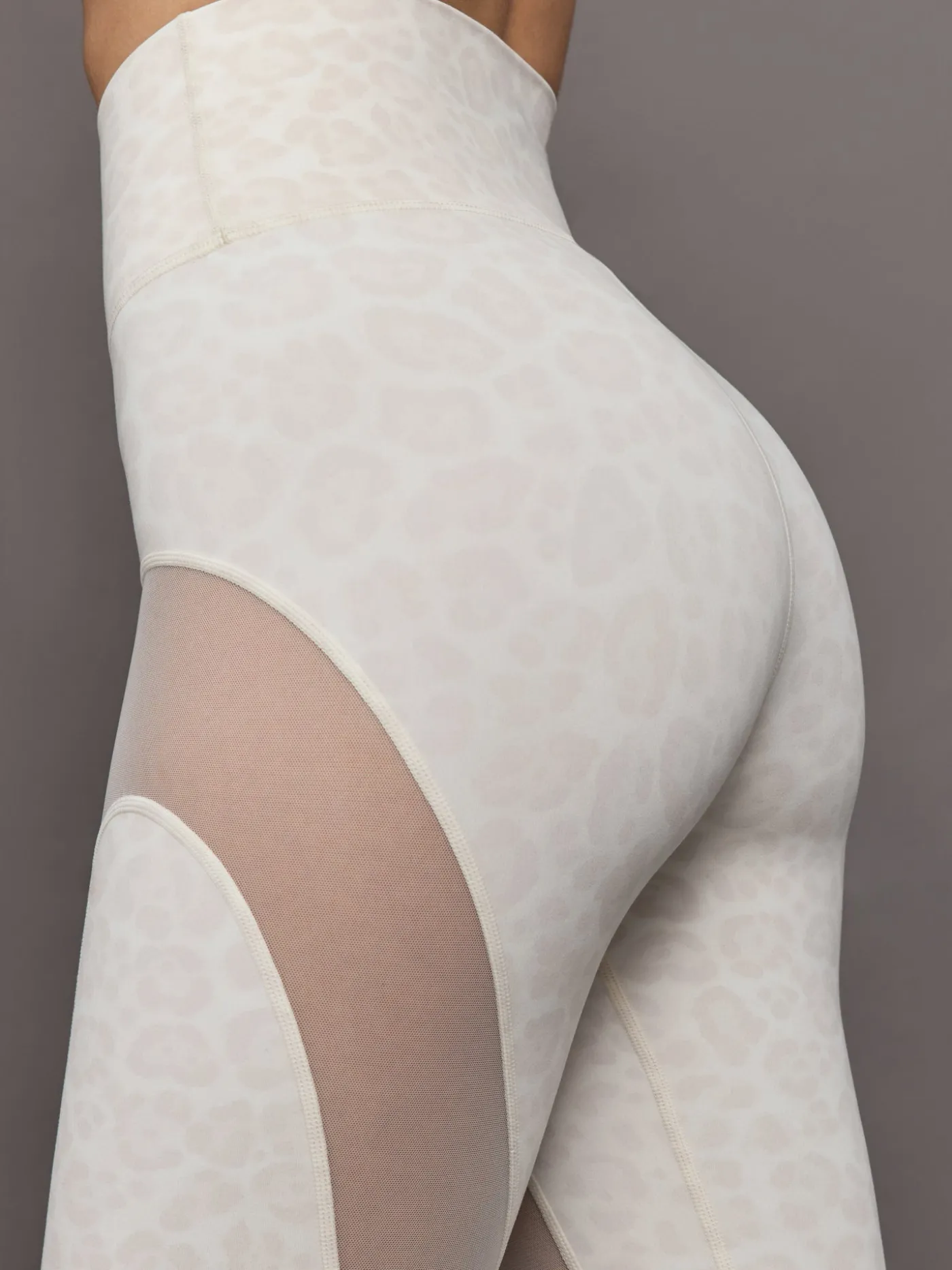Sheer Spliced Legging in Melt